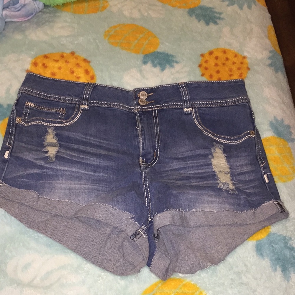 NWT Rue 21 Jean shorts